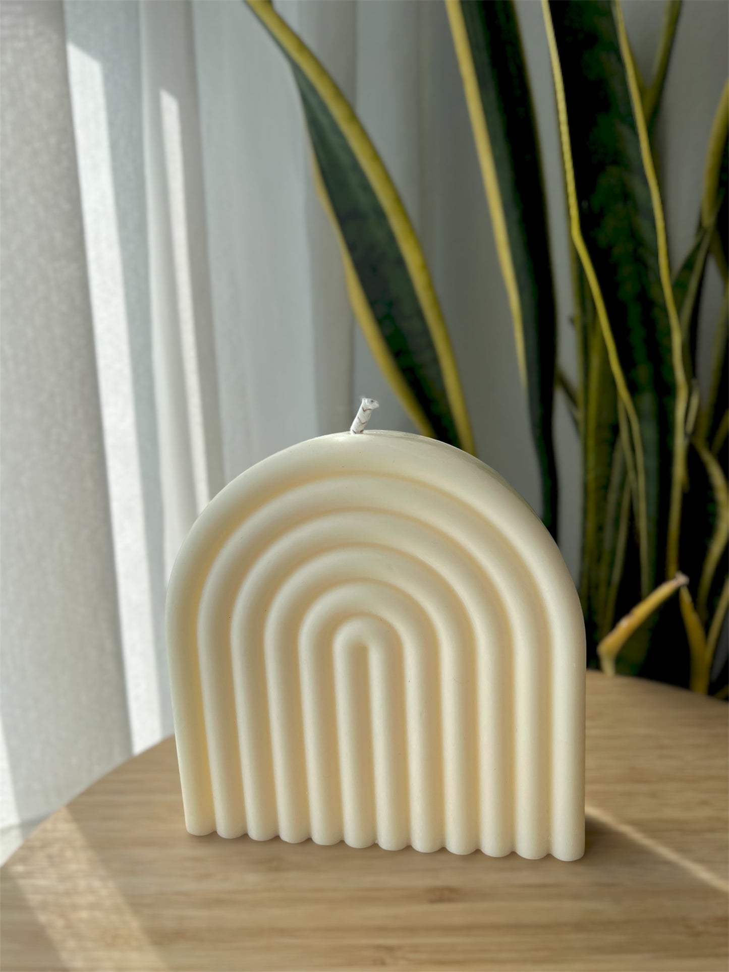 Vela Decorativa Arcoíris Grande – Cera de Soja 17 cm