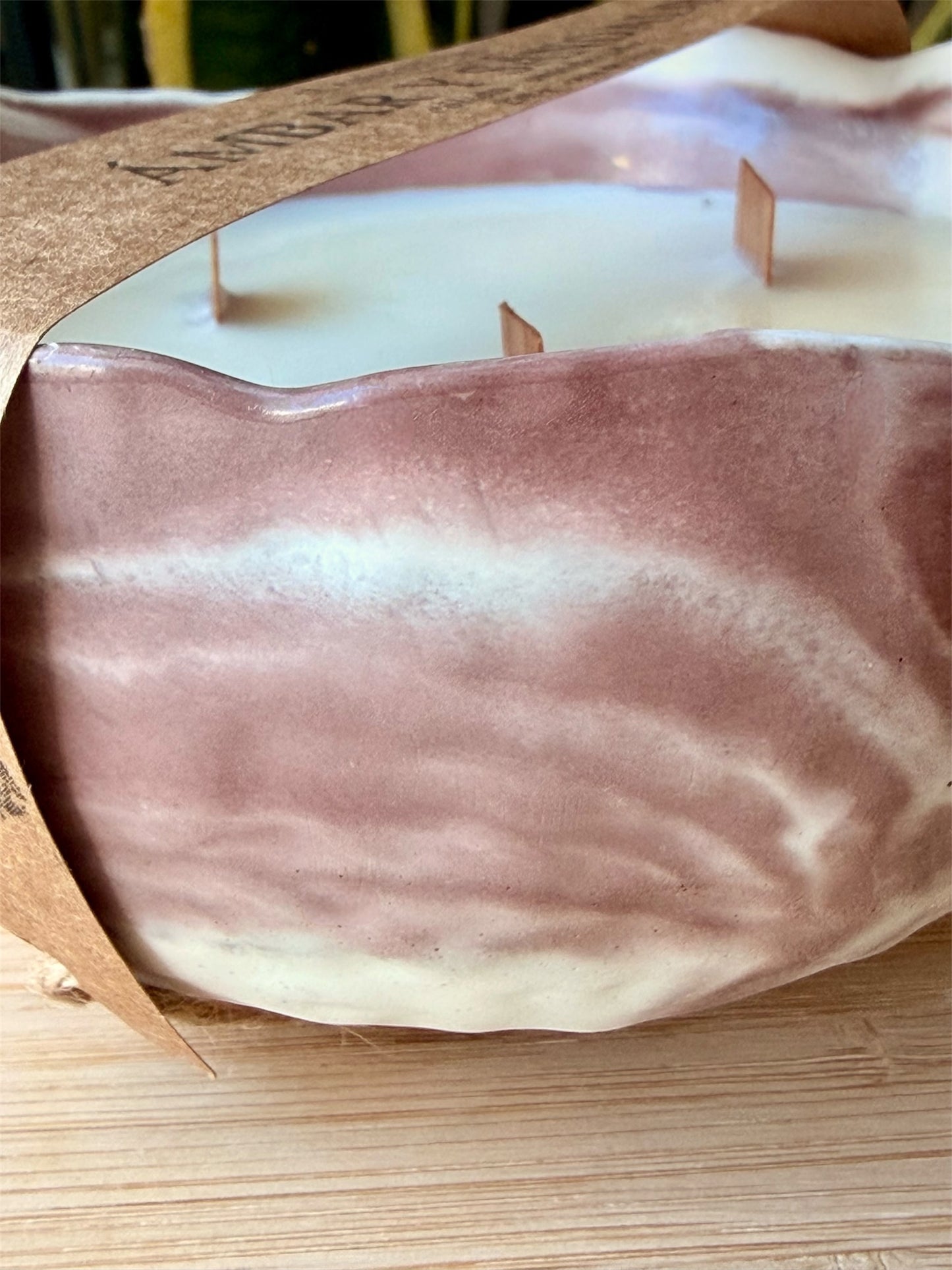Vela artesanal Ámbar y Sándalo-  270 g de cera de soja