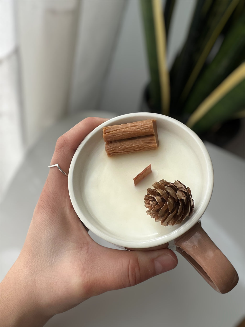 Vela Taza Canela – Cera de Soja y Mecha de Madera