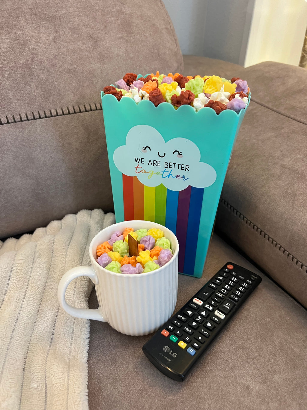 Vela Taza Palomitas Dulces – Cera de Soja y Mecha de Madera